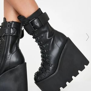 Current Mood Traitor Boots